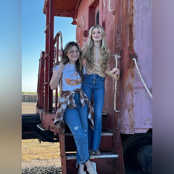 💕🤠AudrieBarraza and Harold Are Live with @anndreabarraza 🤠💕 - Picture 8 of 12